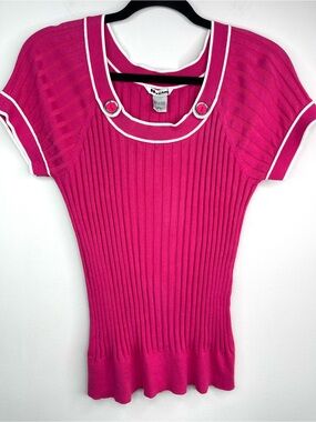 Nvgard Retro Magenta Short-Sleeve Ribbed Knit Top with Contrast Trim Size M